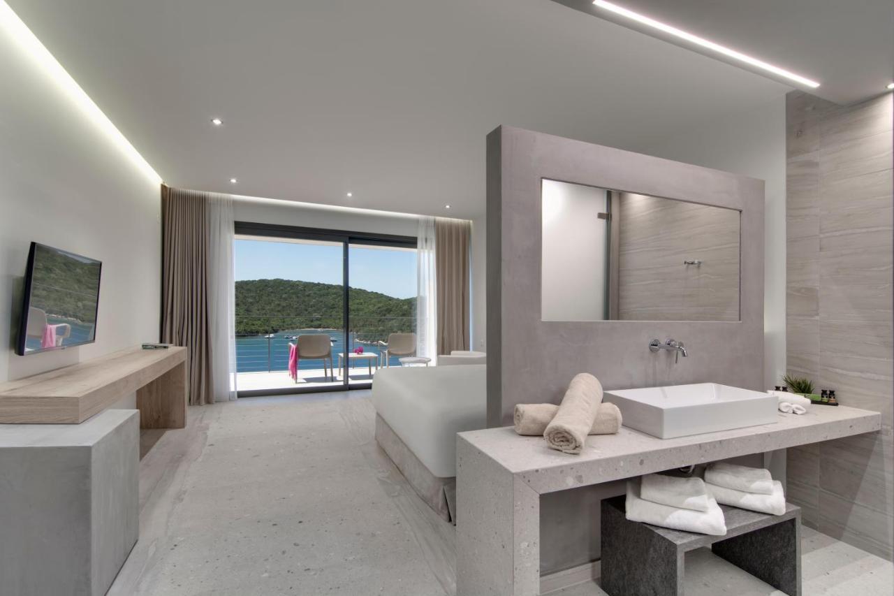 Deamaris Luxury Boutique Sívota